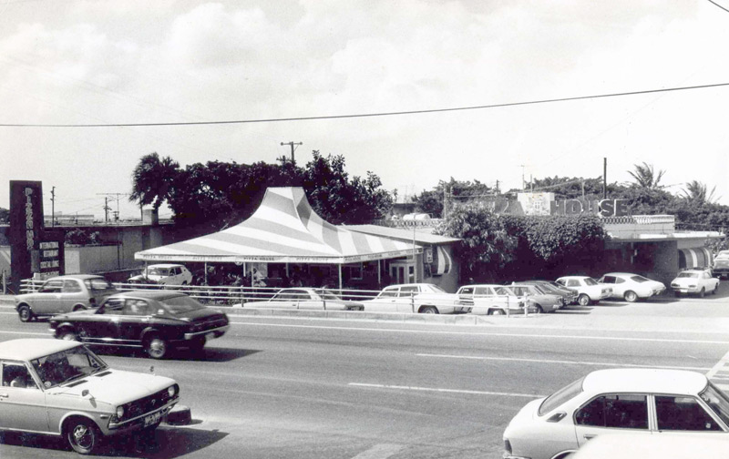 1960年頃の店舗外観